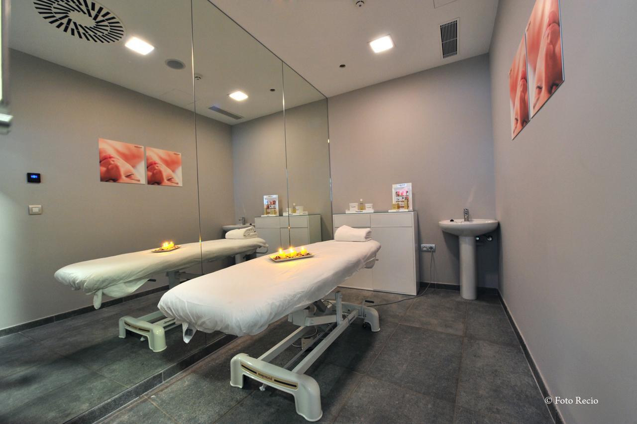 Hotel & Spa Ciudad De Binéfar Kültér fotó